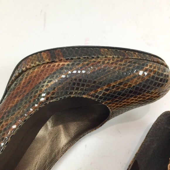 Stuart Weitzman Diamond Embossed Multicolor Platform Pump Heels Size 8 1/2 - Picture 10 of 13